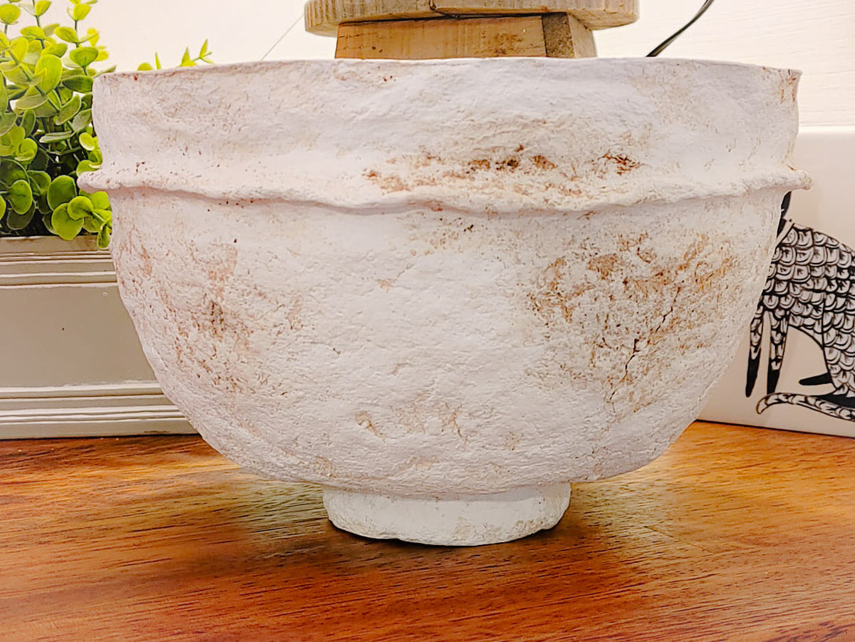 Beautiful Large Papermache Farmhouse Bowl Vintage A Must Have!
